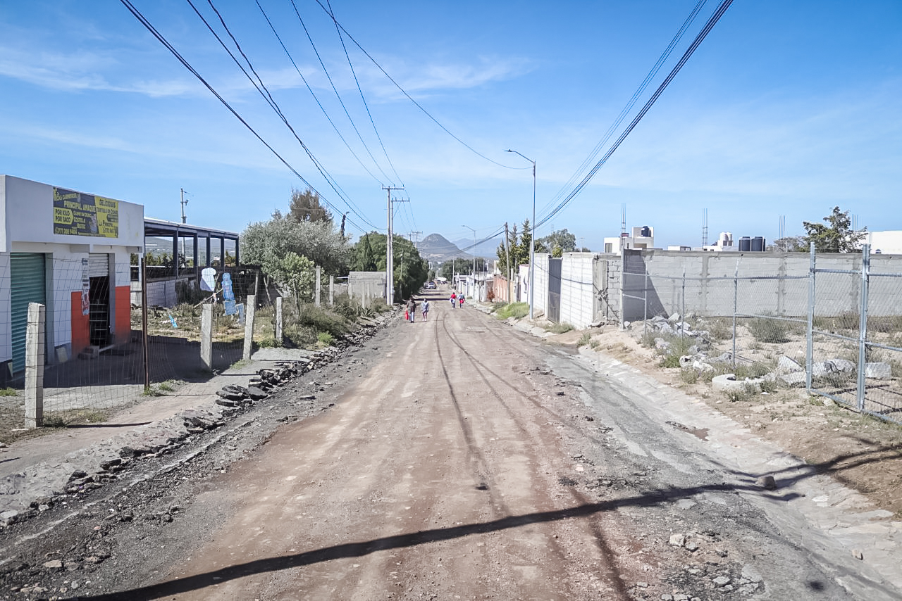 SIPDUS pavimentará avenida en Mineral de la Reforma