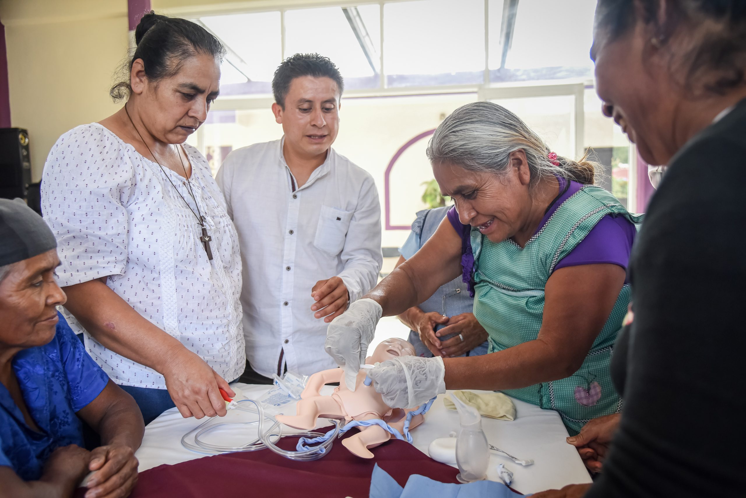 Saber ancestral de parteras es reconocido en Hidalgo