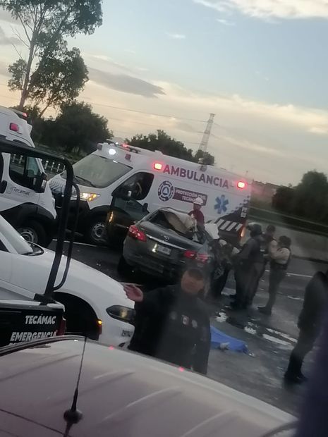 Accidente Fatal: Dos Fallecidos en Choque Carretero