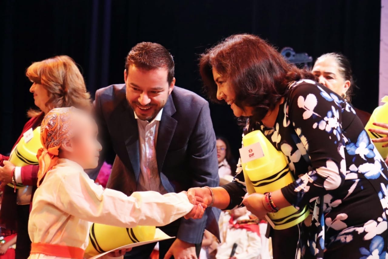 Clausura de niñas y niños estudiantes de los CAI de Pachuca