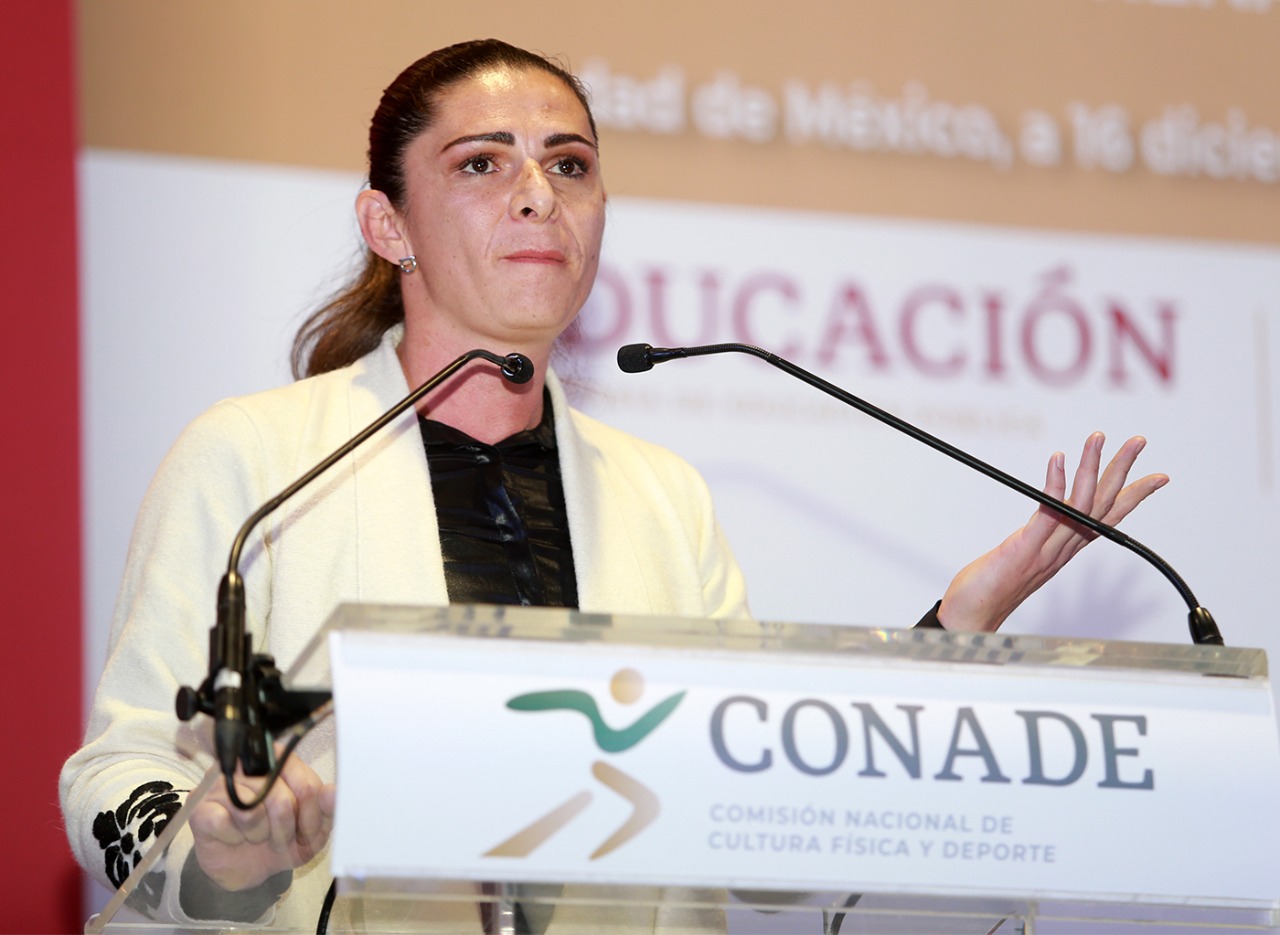 Atletas mexicanos son advertidos por Ana Guevara