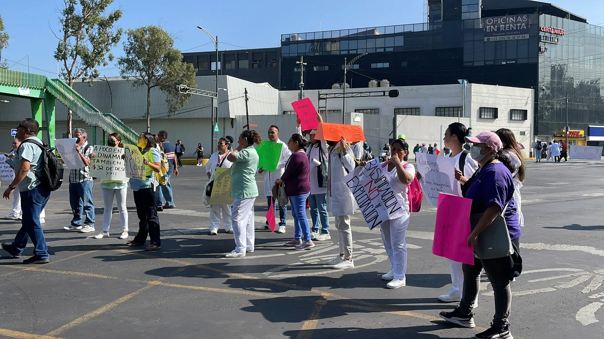 Nuevamente bloqueos en la Ciudad de México por médicos