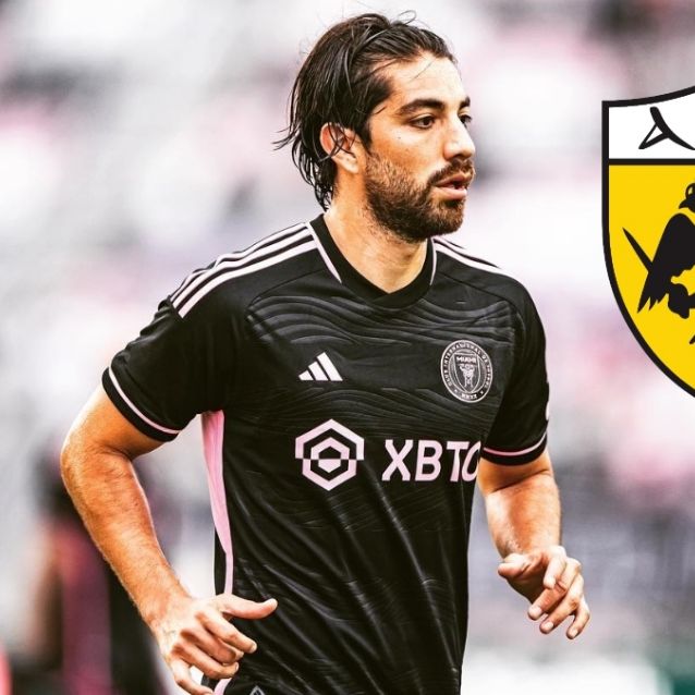 Rodolfo Pizarro se suma al AEK