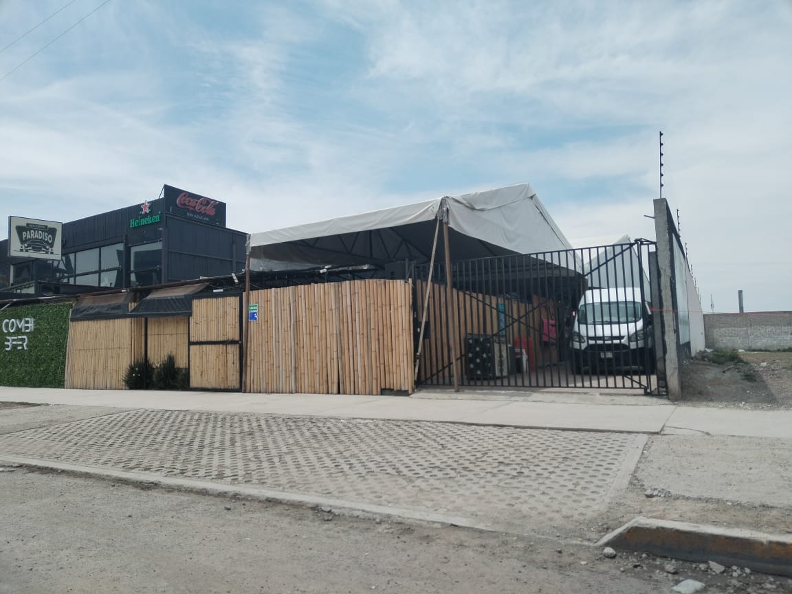 Seguridad privada de bar en Pachuca golpea a jóvenes