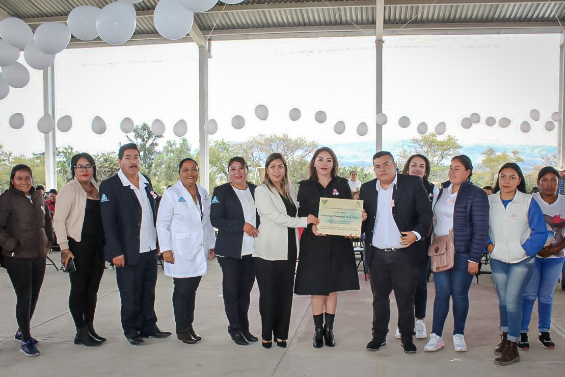 Recibe certificación de entorno saludable comunidad de Huichapan