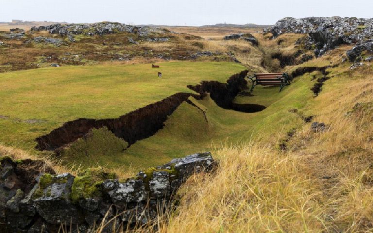 Erupción volcánica podría devastar Grindavík, Islandia