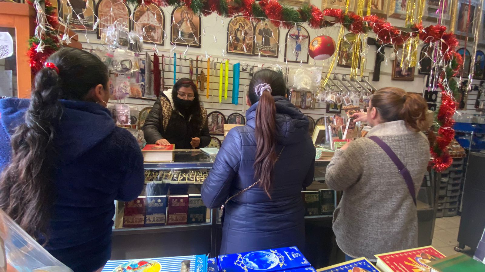 Pachuqueños listos para recibir el 2024 con rituales de abundancia y buenos deseos