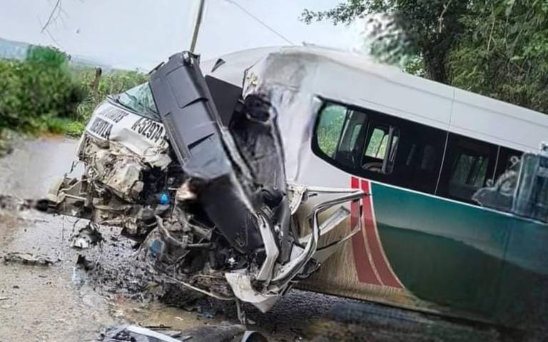 Chofer Huye Después de Choque en Huejutla