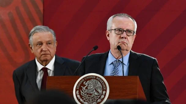 López Obrador Lamenta Muerte de Carlos Urzúa