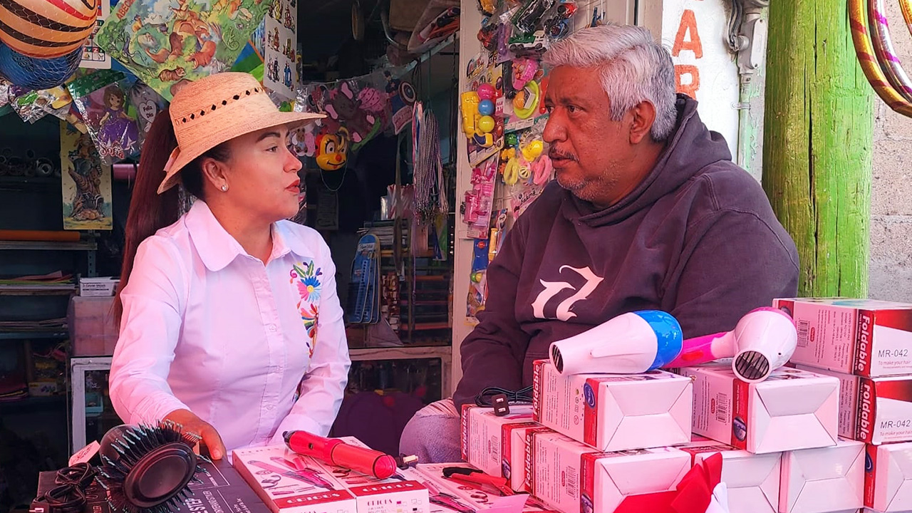 Viridiana Cornejo Expone Propuestas en Tepeji del Río