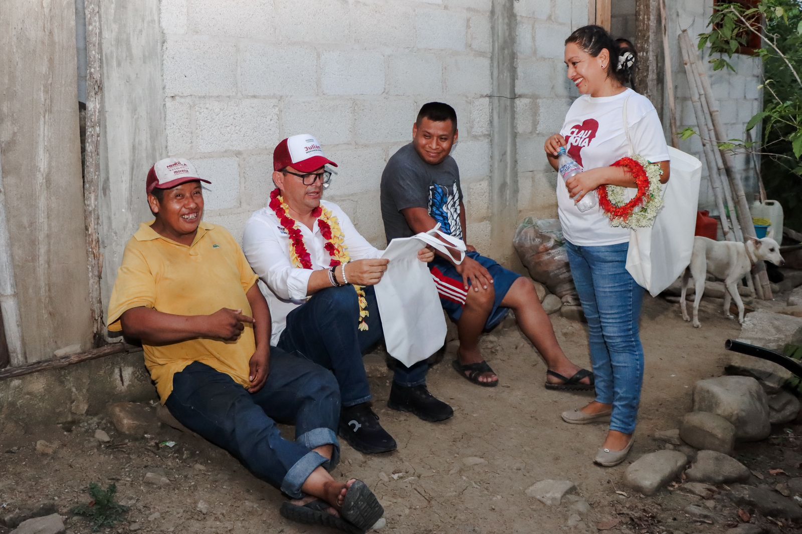 Julián Nochebuena fortalece su campaña con apoyo de la comunidad en Xochiatipan