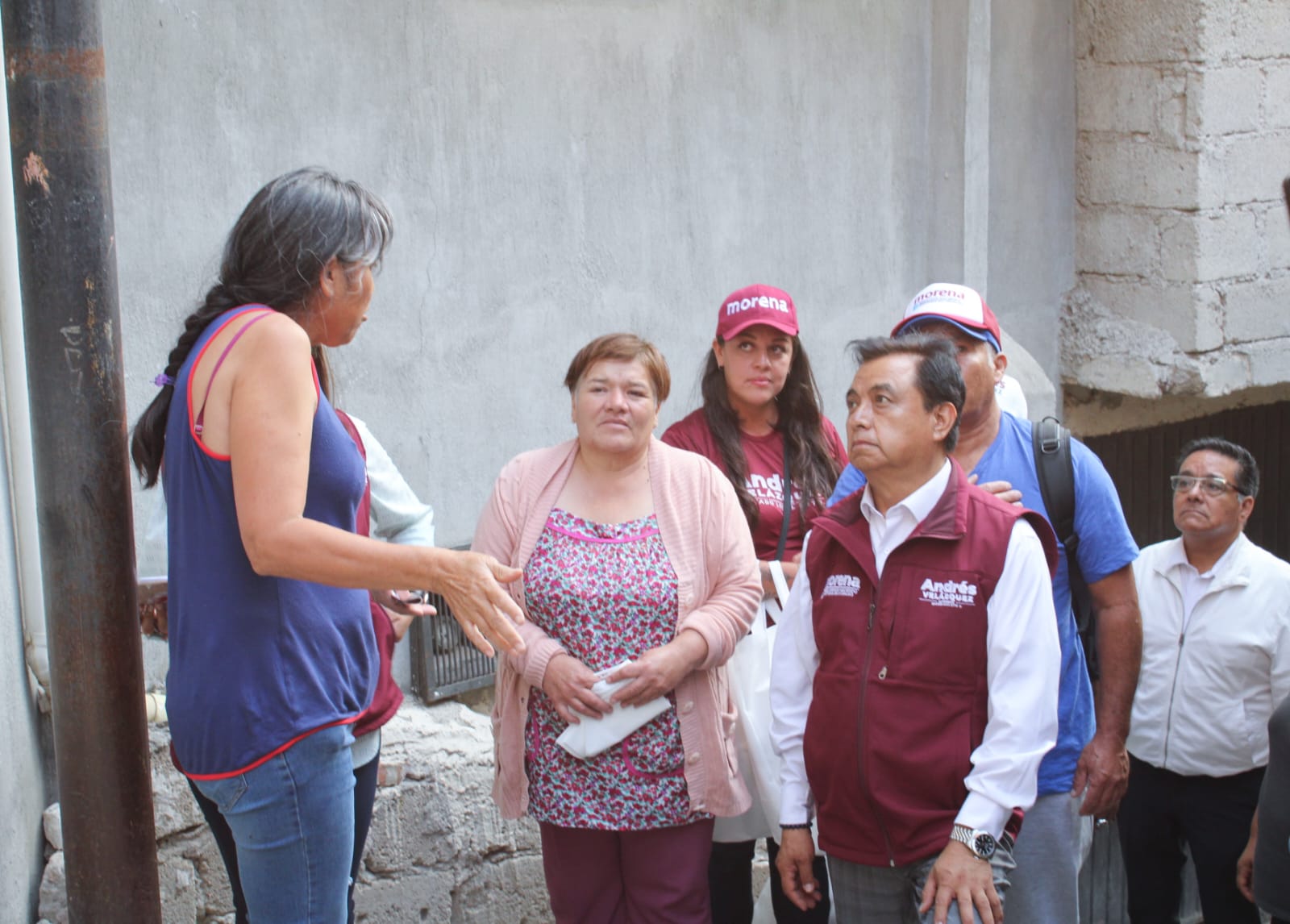 Denuncia Andrés Velázquez abandono en barrios altos de Pachuca