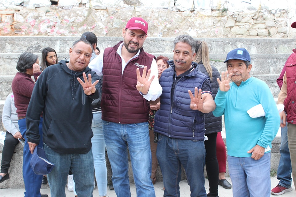 Edmundo Tejeda recibió caluroso apoyo en encuentro comunitario en Mineral del Monte