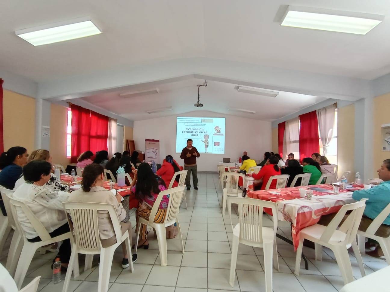 DGDC presenta taller sobre evaluación formativa en la educación preescolar