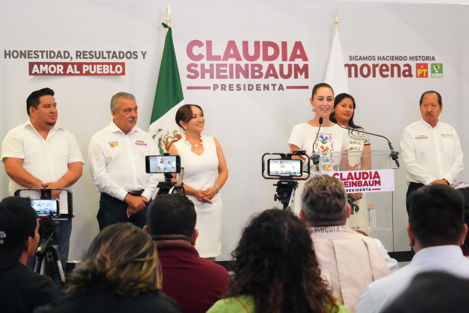 Claudia Sheinbaum destaca una política de amor para la paz y el desarrollo de México
