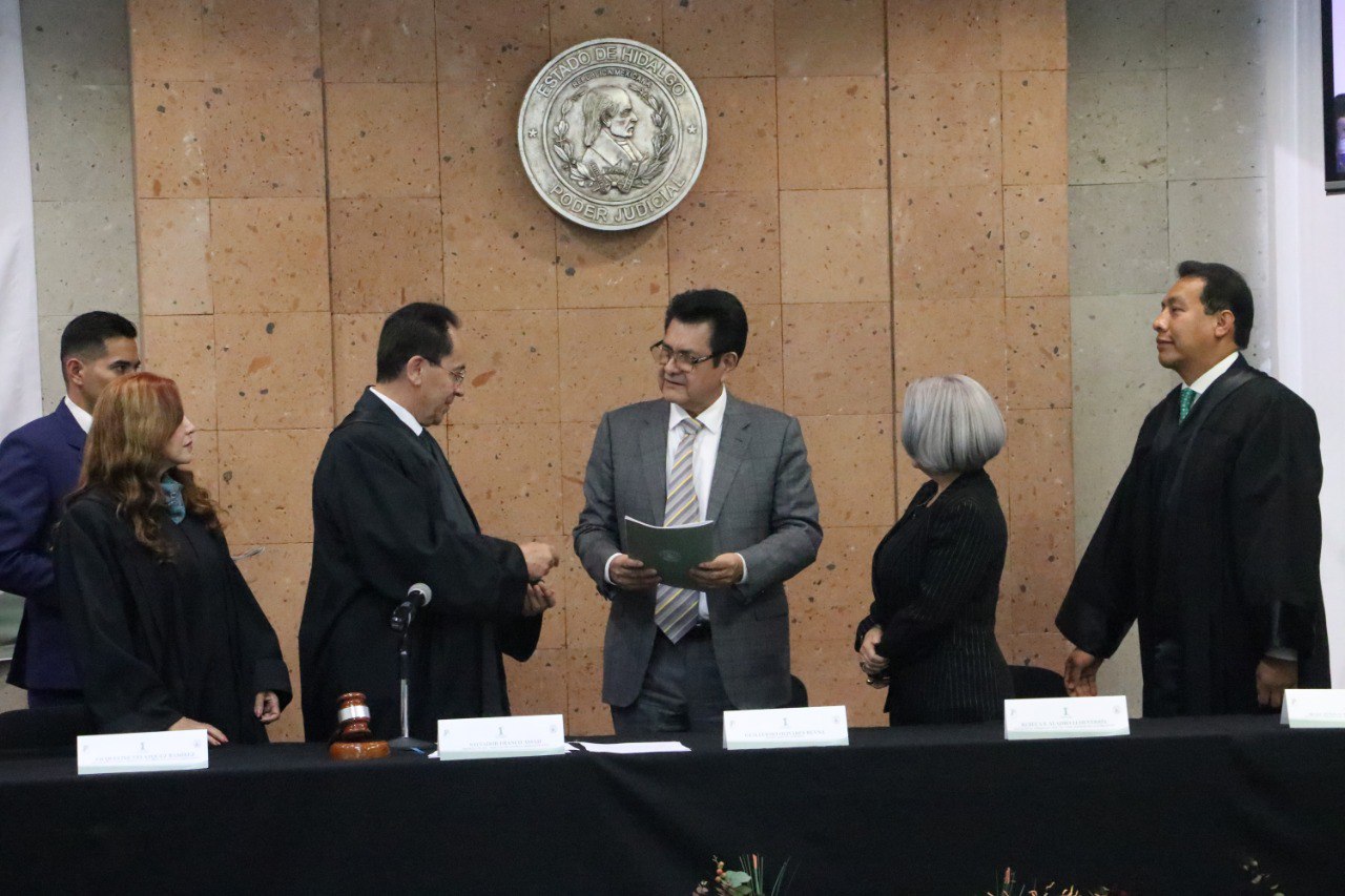 Salvador Franco destaca incremento en resoluciones en su Primer Informe como Magistrado Presidente del TJAEH