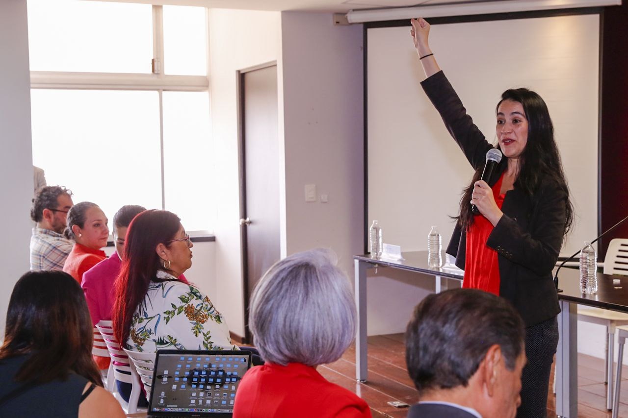 Firman convenio de colaboración el IHE y la OEI para impulsar la educación socioemocional en Hidalgo