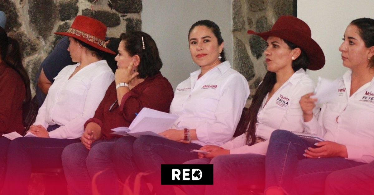 Simey Olvera participa en foro para fortalecer el campo en Singuilucan